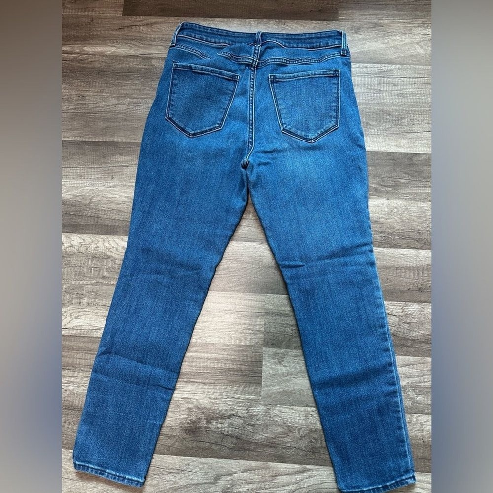 Old Navy High-Rise Super Skinny Jeans Womens 10 Petite Blue Denim‎ Medium Wash - Picture 2 of 9